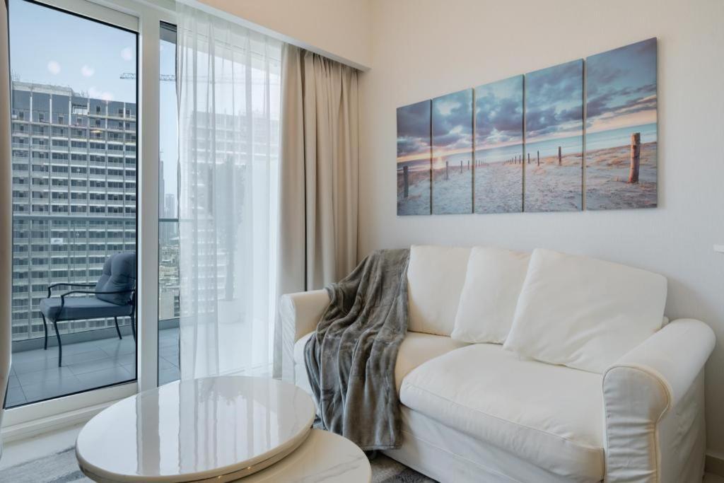 Fantastic One Bedroom Apartment With Burj-Khalifa View Dubai Eksteriør billede