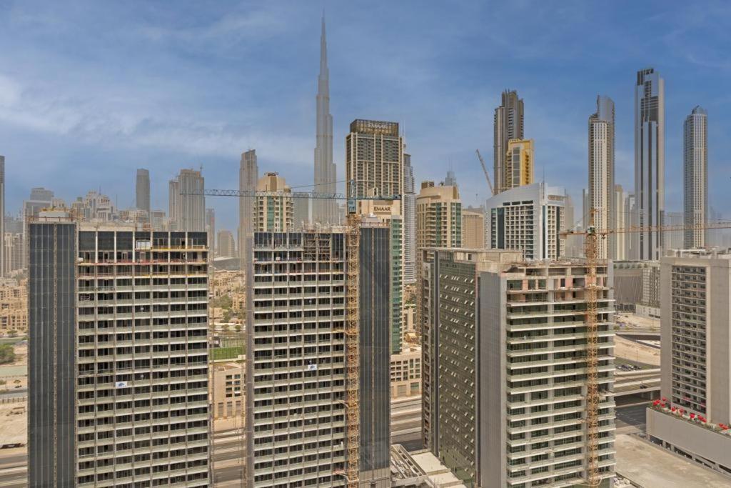 Fantastic One Bedroom Apartment With Burj-Khalifa View Dubai Eksteriør billede